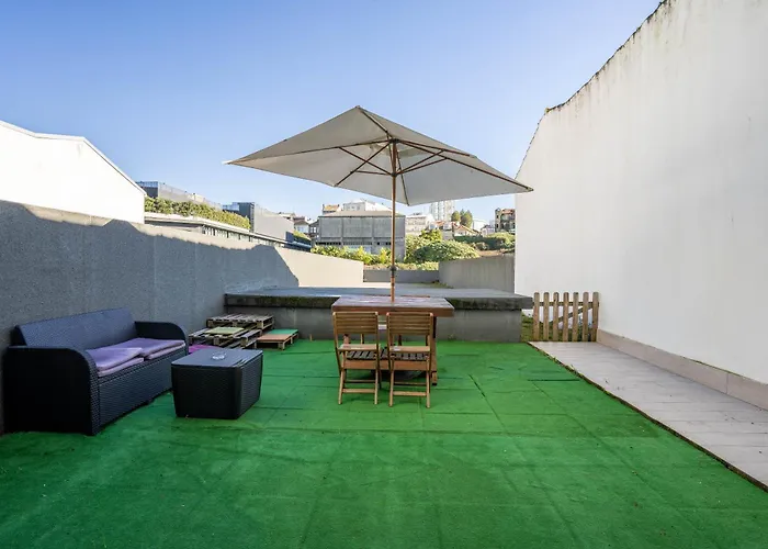 Porto Santa Catarina W/ Terrace By Lovelystay